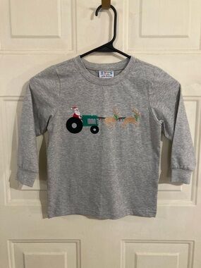 Heather Gray Kids Long-Sleeve Tee with Santa Tractor & Reindeer